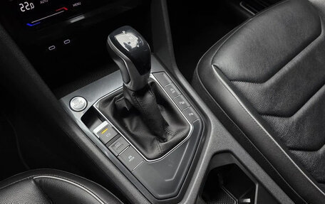 Volkswagen Tiguan II, 2022 год, 3 200 000 рублей, 10 фотография