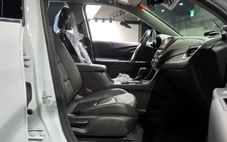 Chevrolet Equinox III, 2020 год, 1 800 000 рублей, 10 фотография