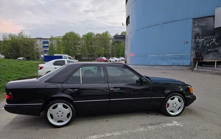 Mercedes-Benz E-Класс, 1993 год, 1 000 000 рублей, 3 фотография