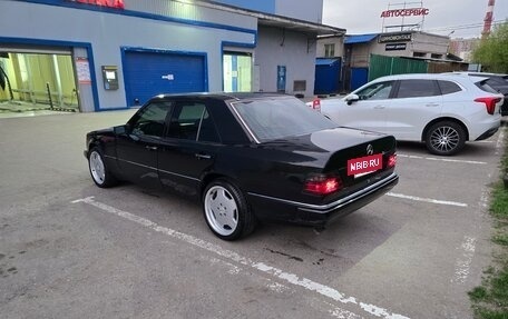 Mercedes-Benz E-Класс, 1993 год, 1 000 000 рублей, 5 фотография