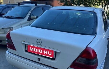 Mercedes-Benz C-Класс, 1995 год, 170 000 рублей, 4 фотография