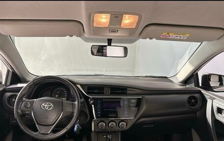 Toyota Corolla, 2018 год, 1 725 000 рублей, 6 фотография