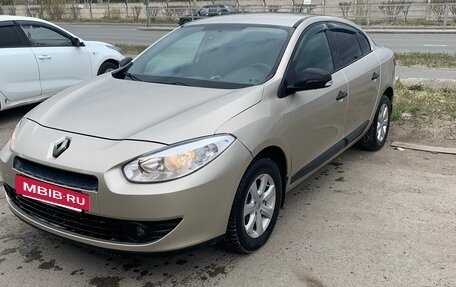 Renault Fluence I, 2012 год, 630 000 рублей, 2 фотография