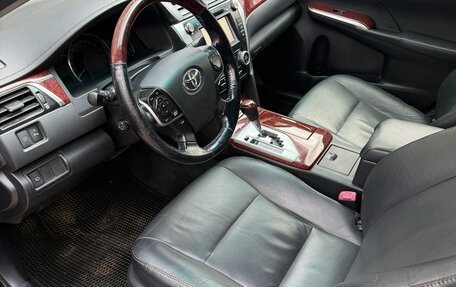 Toyota Camry, 2011 год, 1 450 000 рублей, 8 фотография