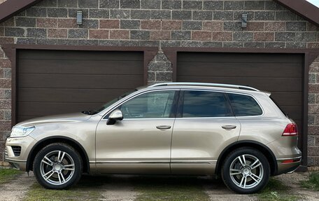 Volkswagen Touareg III, 2015 год, 3 370 000 рублей, 8 фотография
