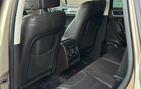 Volkswagen Touareg III, 2015 год, 3 370 000 рублей, 13 фотография
