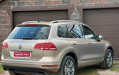 Volkswagen Touareg III, 2015 год, 3 370 000 рублей, 6 фотография