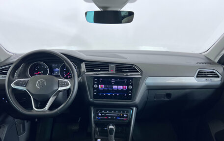Volkswagen Tiguan II, 2021 год, 3 400 000 рублей, 11 фотография
