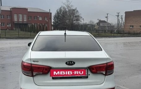 KIA Rio III рестайлинг, 2016 год, 850 000 рублей, 5 фотография