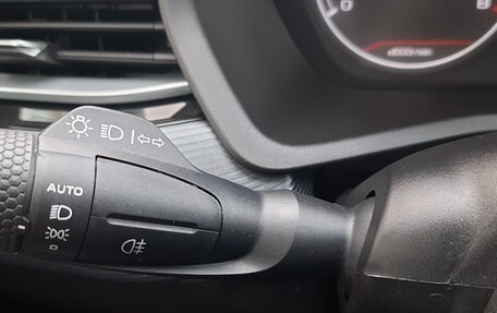 Geely Emgrand, 2024 год, 1 850 000 рублей, 20 фотография