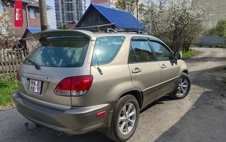 Lexus RX IV рестайлинг, 2002 год, 800 000 рублей, 2 фотография