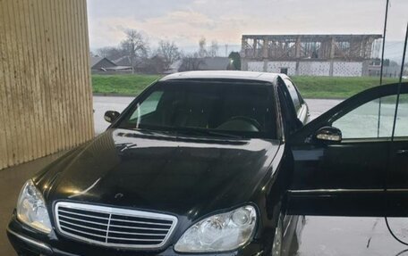 Mercedes-Benz S-Класс, 2000 год, 2 500 000 рублей, 1 фотография