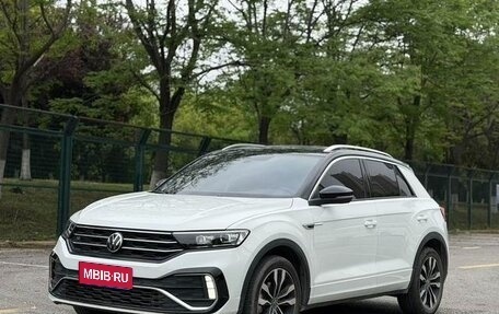 Volkswagen T-Roc I, 2022 год, 1 479 000 рублей, 1 фотография