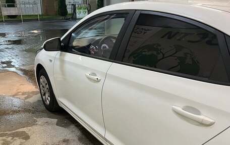Hyundai Solaris II рестайлинг, 2018 год, 1 450 000 рублей, 7 фотография