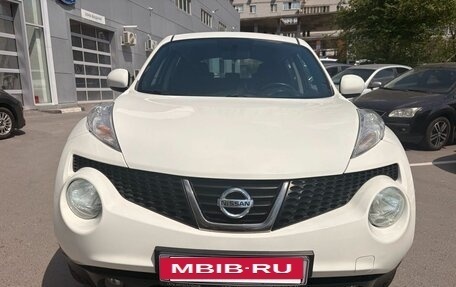 Nissan Juke II, 2014 год, 949 000 рублей, 9 фотография