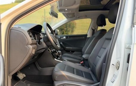 Volkswagen T-Roc I, 2022 год, 1 415 000 рублей, 8 фотография