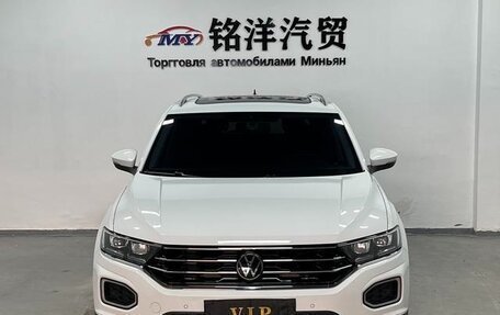 Volkswagen T-Roc I, 2022 год, 1 486 000 рублей, 2 фотография