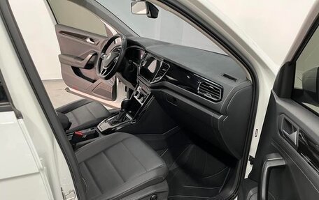 Volkswagen T-Roc I, 2022 год, 1 486 000 рублей, 10 фотография