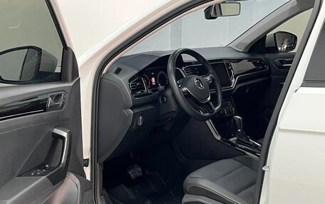 Volkswagen T-Roc I, 2022 год, 1 486 000 рублей, 11 фотография