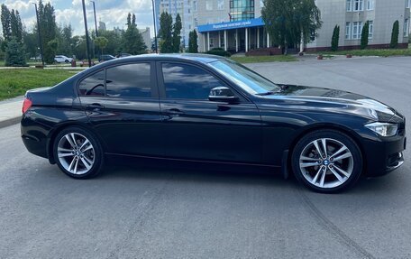 BMW 3 серия, 2013 год, 1 600 000 рублей, 3 фотография