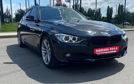 BMW 3 серия, 2013 год, 1 600 000 рублей, 2 фотография