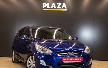 Hyundai Solaris II рестайлинг, 2012 год, 999 000 рублей, 2 фотография