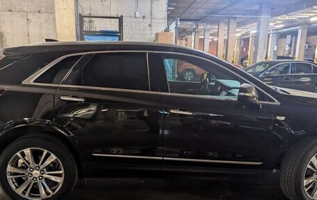 Cadillac XT5 I рестайлинг, 2022 год, 5 500 000 рублей, 3 фотография