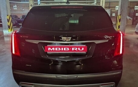 Cadillac XT5 I рестайлинг, 2022 год, 5 500 000 рублей, 4 фотография