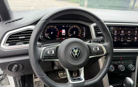 Volkswagen T-Roc I, 2022 год, 1 479 000 рублей, 8 фотография