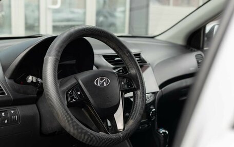 Hyundai Solaris II рестайлинг, 2013 год, 730 000 рублей, 11 фотография