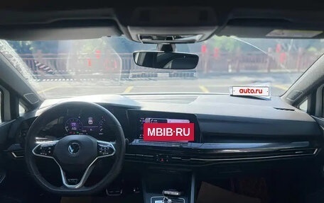 Volkswagen Golf VIII, 2023 год, 1 670 930 рублей, 7 фотография
