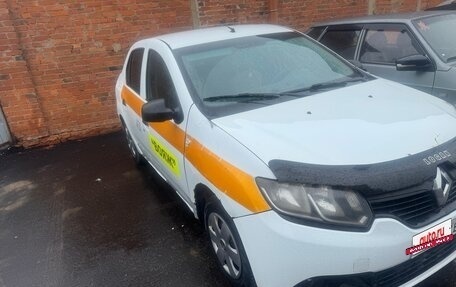 Renault Logan II, 2017 год, 220 000 рублей, 7 фотография