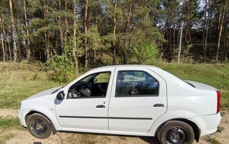 Renault Logan I, 2012 год, 380 000 рублей, 2 фотография