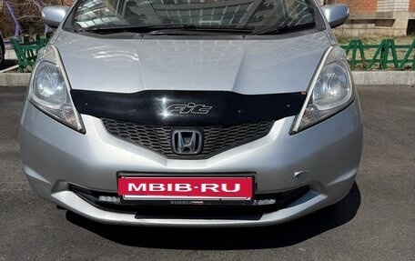 Honda Fit III, 2010 год, 650 000 рублей, 5 фотография