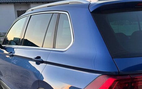 Volkswagen Tiguan II, 2018 год, 2 300 000 рублей, 6 фотография