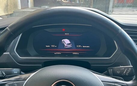 Volkswagen Tiguan II, 2018 год, 2 300 000 рублей, 12 фотография