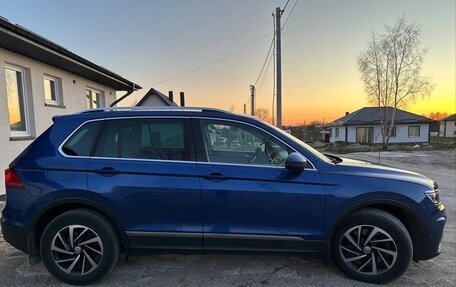 Volkswagen Tiguan II, 2018 год, 2 300 000 рублей, 7 фотография