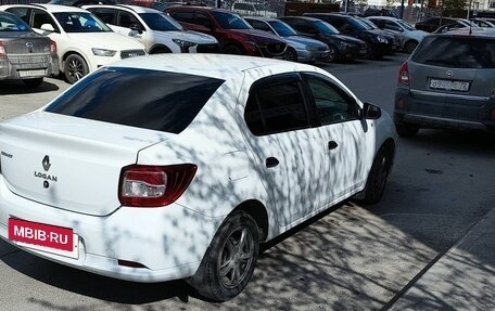 Renault Logan II, 2016 год, 720 000 рублей, 4 фотография