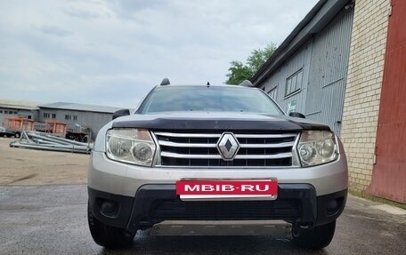 Renault Duster I рестайлинг, 2013 год, 950 000 рублей, 2 фотография