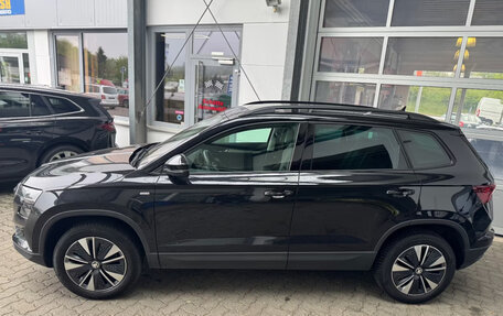 Skoda Karoq I, 2023 год, 3 434 354 рублей, 2 фотография