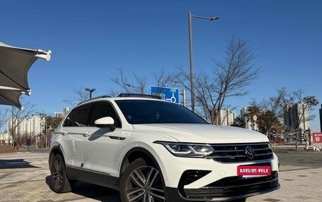Volkswagen Tiguan II, 2023 год, 2 580 888 рублей, 3 фотография