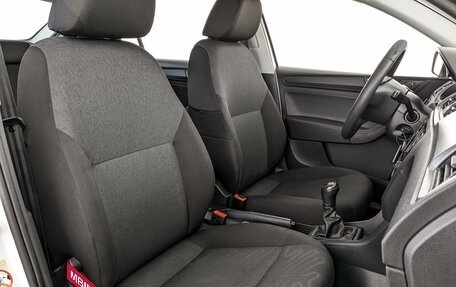 Skoda Rapid I, 2019 год, 900 000 рублей, 23 фотография