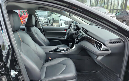 Toyota Camry, 2020 год, 3 100 000 рублей, 13 фотография