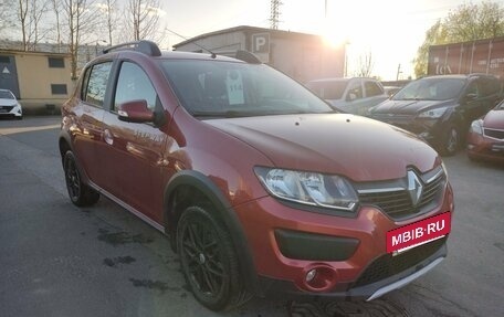 Renault Sandero II рестайлинг, 2018 год, 999 000 рублей, 3 фотография