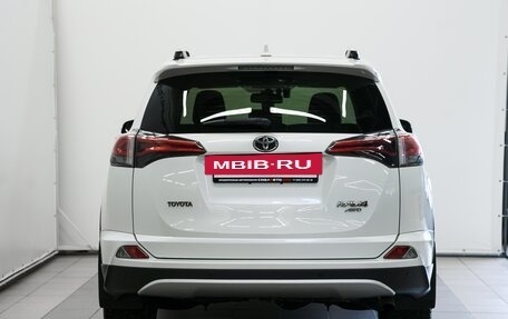 Toyota RAV4, 2016 год, 2 300 000 рублей, 4 фотография