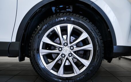 Toyota RAV4, 2016 год, 2 300 000 рублей, 32 фотография