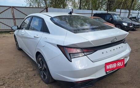 Hyundai Elantra, 2022 год, 1 800 000 рублей, 7 фотография