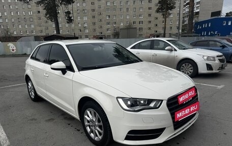 Audi A3, 2013 год, 1 290 000 рублей, 2 фотография