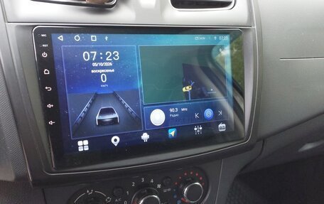 Renault Sandero II рестайлинг, 2016 год, 1 060 000 рублей, 8 фотография