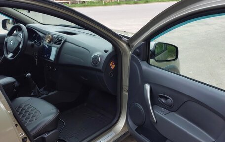 Renault Sandero II рестайлинг, 2016 год, 1 060 000 рублей, 10 фотография